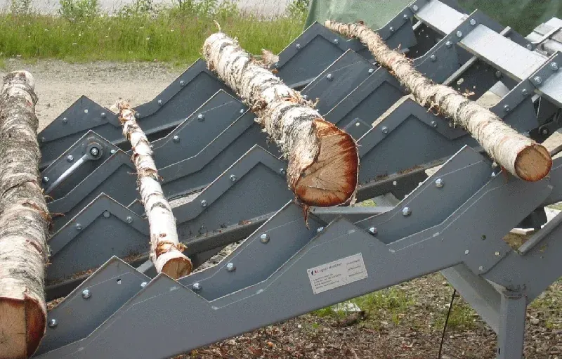 Photograph of Step feeder (1/1)